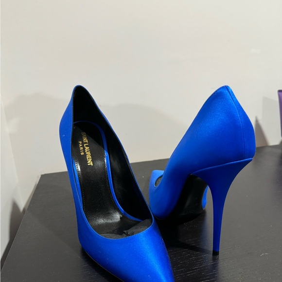 YSL Satin Blue Marylin 110 on pump Saint Laurent Pointed Toe Slip-On Pumps - Picture 4 of 4